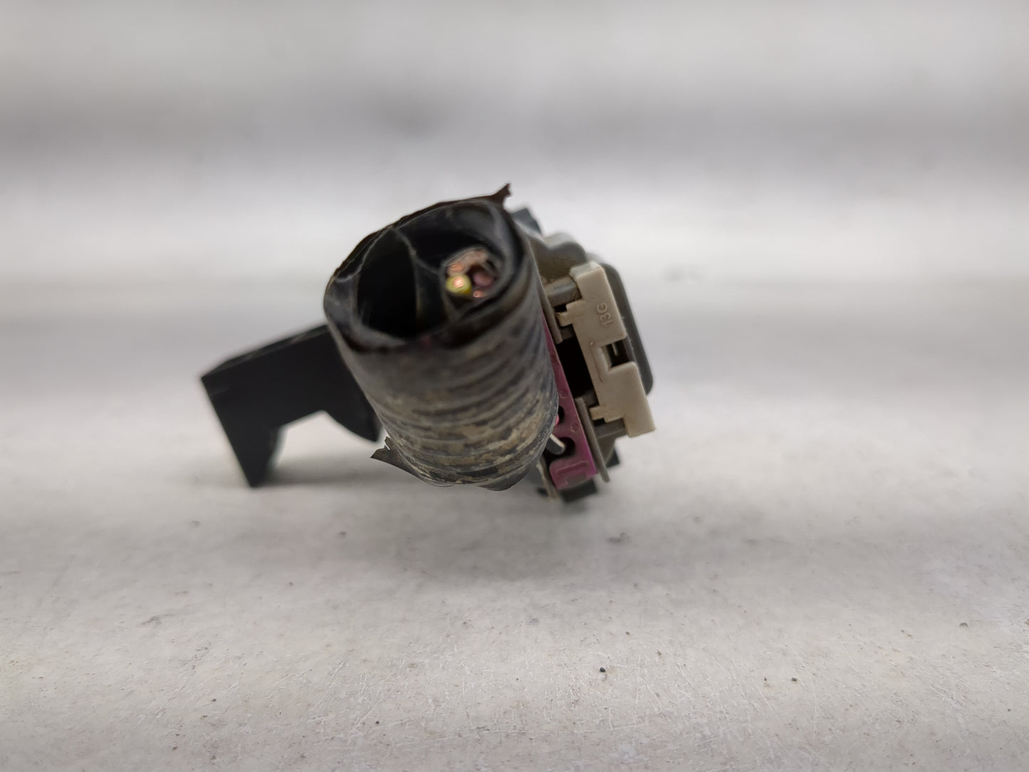 2009-2013 Gmc Sierra 1500 Mass Air Flow Meter Maf 1485874 - Oemusedautoparts1.com