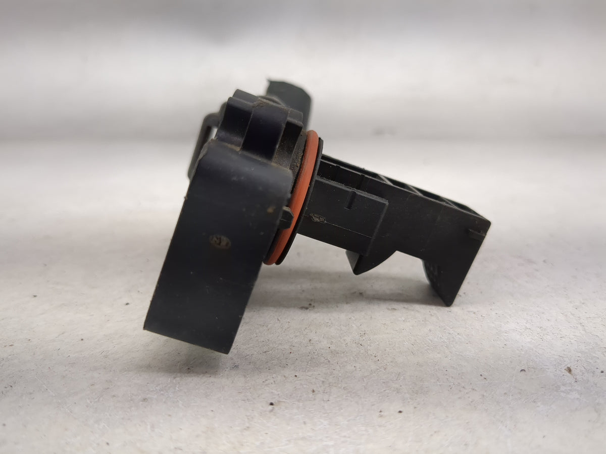 2009-2013 Gmc Sierra 1500 Mass Air Flow Meter Maf 1485874 - Oemusedautoparts1.com