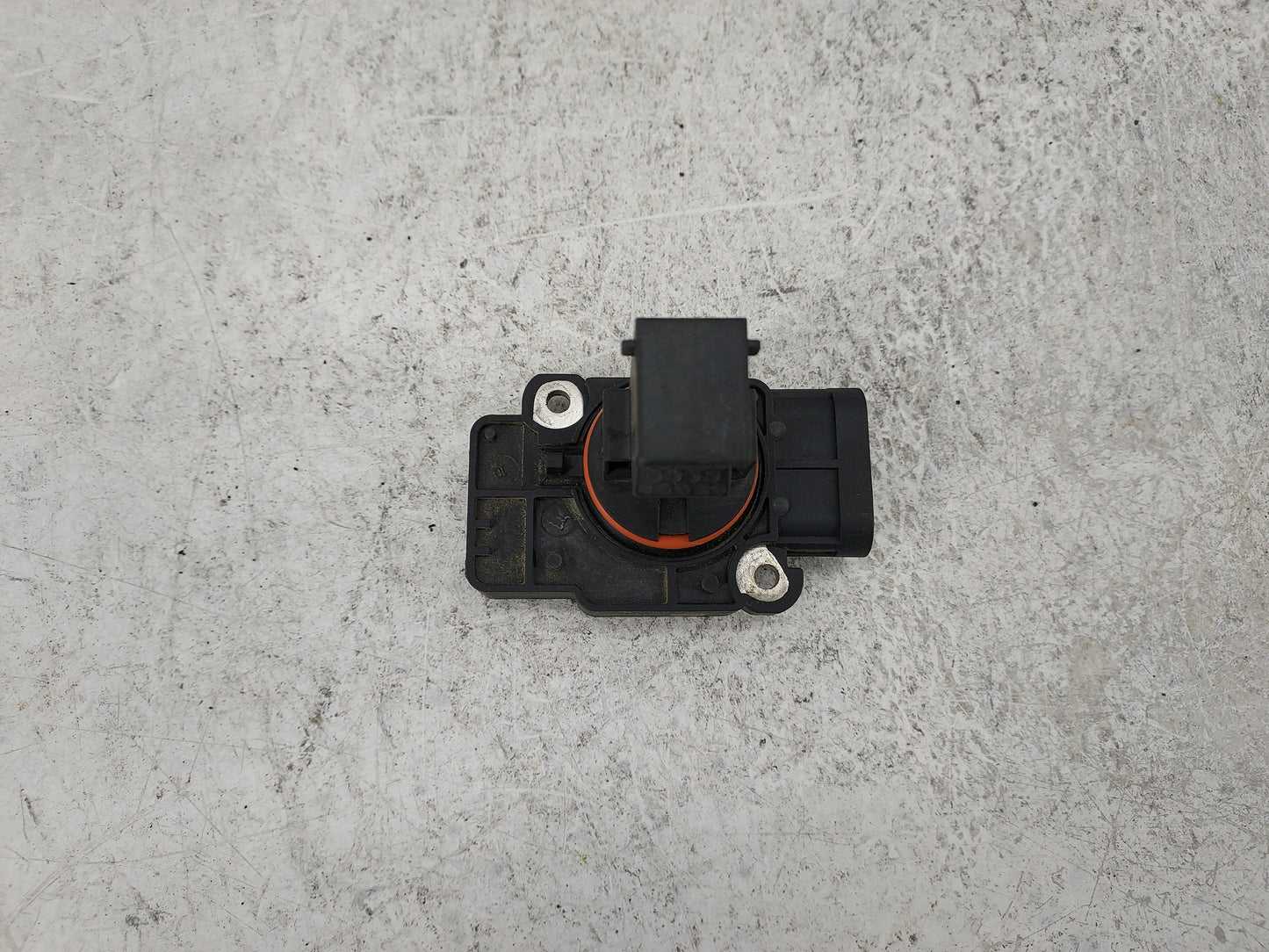 2009-2013 Gmc Sierra 1500 Mass Air Flow Meter Maf 1487359 - Oemusedautoparts1.com