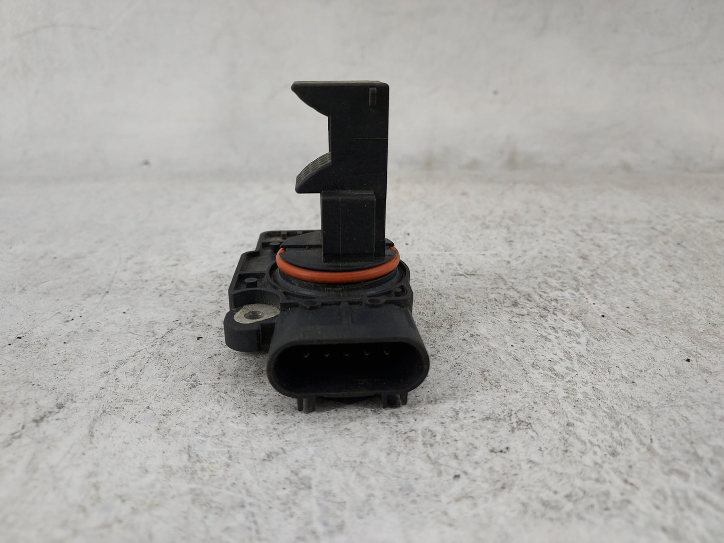 2009-2013 Gmc Sierra 1500 Mass Air Flow Meter Maf 1487359 - Oemusedautoparts1.com