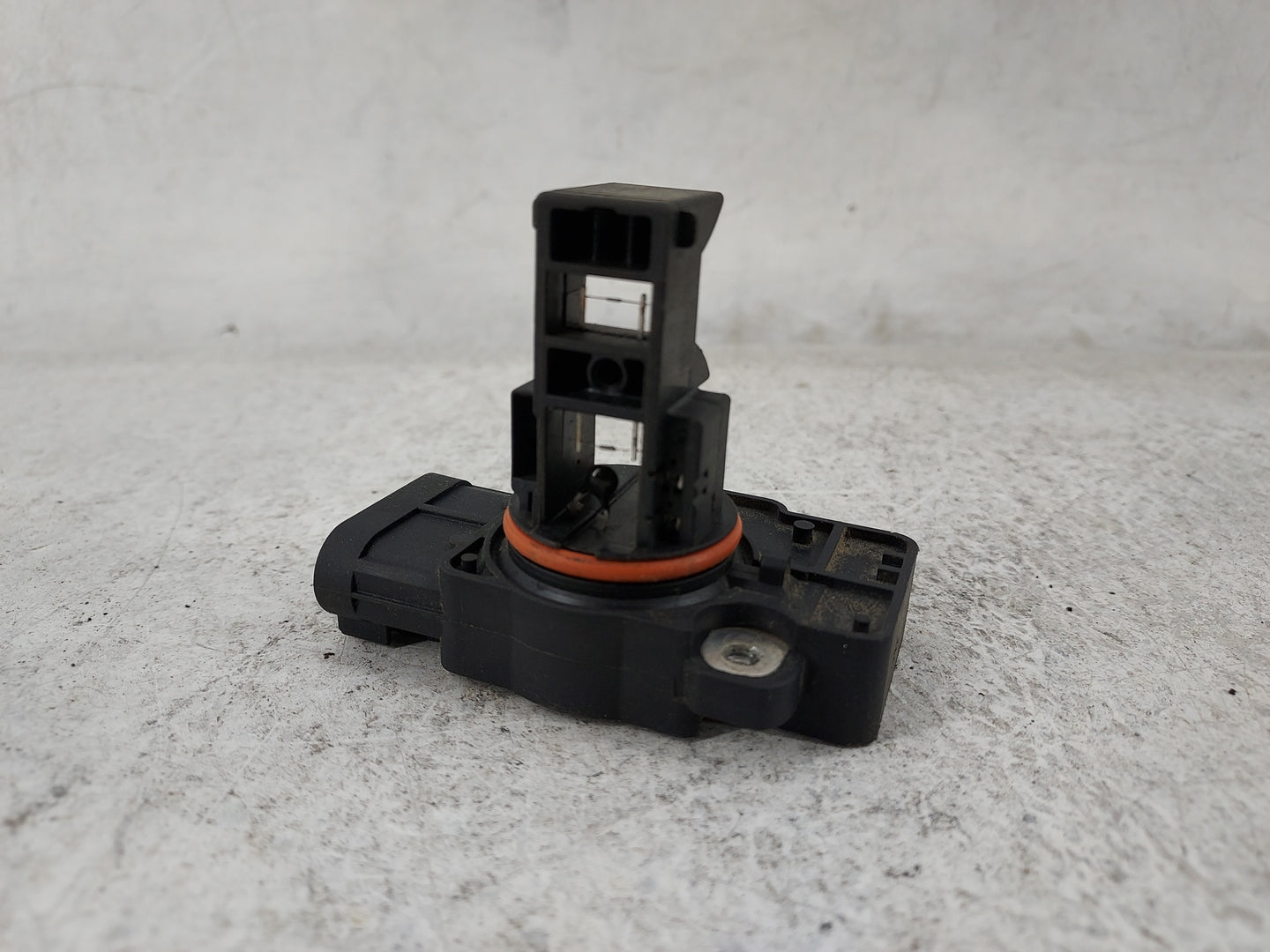 2009-2013 Gmc Sierra 1500 Mass Air Flow Meter Maf 1487359 - Oemusedautoparts1.com