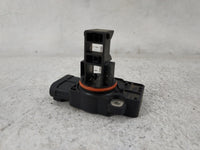 2009-2013 Gmc Sierra 1500 Mass Air Flow Meter Maf 1487359 - Oemusedautoparts1.com