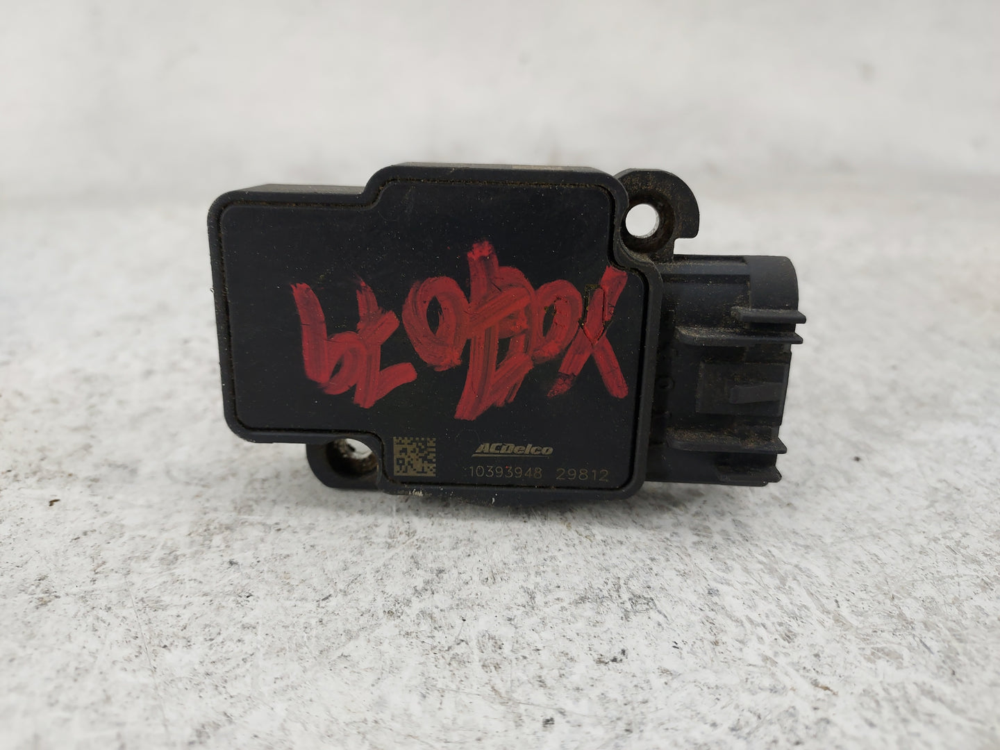 2009-2013 Gmc Sierra 1500 Mass Air Flow Meter Maf 1487359 - Oemusedautoparts1.com
