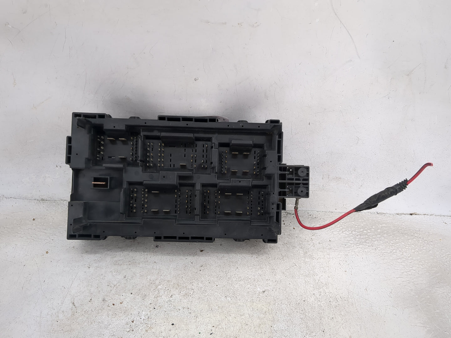 2010-2013 Gmc Sierra 1500 Fusebox Fuse Box Panel Relay Module P/N:22798215 22798215_N1 Fits Fits 2010 2011 2012 2013 OEM Use