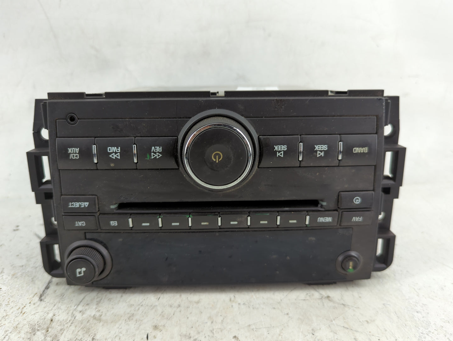 2010-2013 Gmc Sierra 1500 Radio AM FM Cd Player Receiver Replacement P/N:20934593 28256335 Fits OEM Used Auto Parts - Oemuse