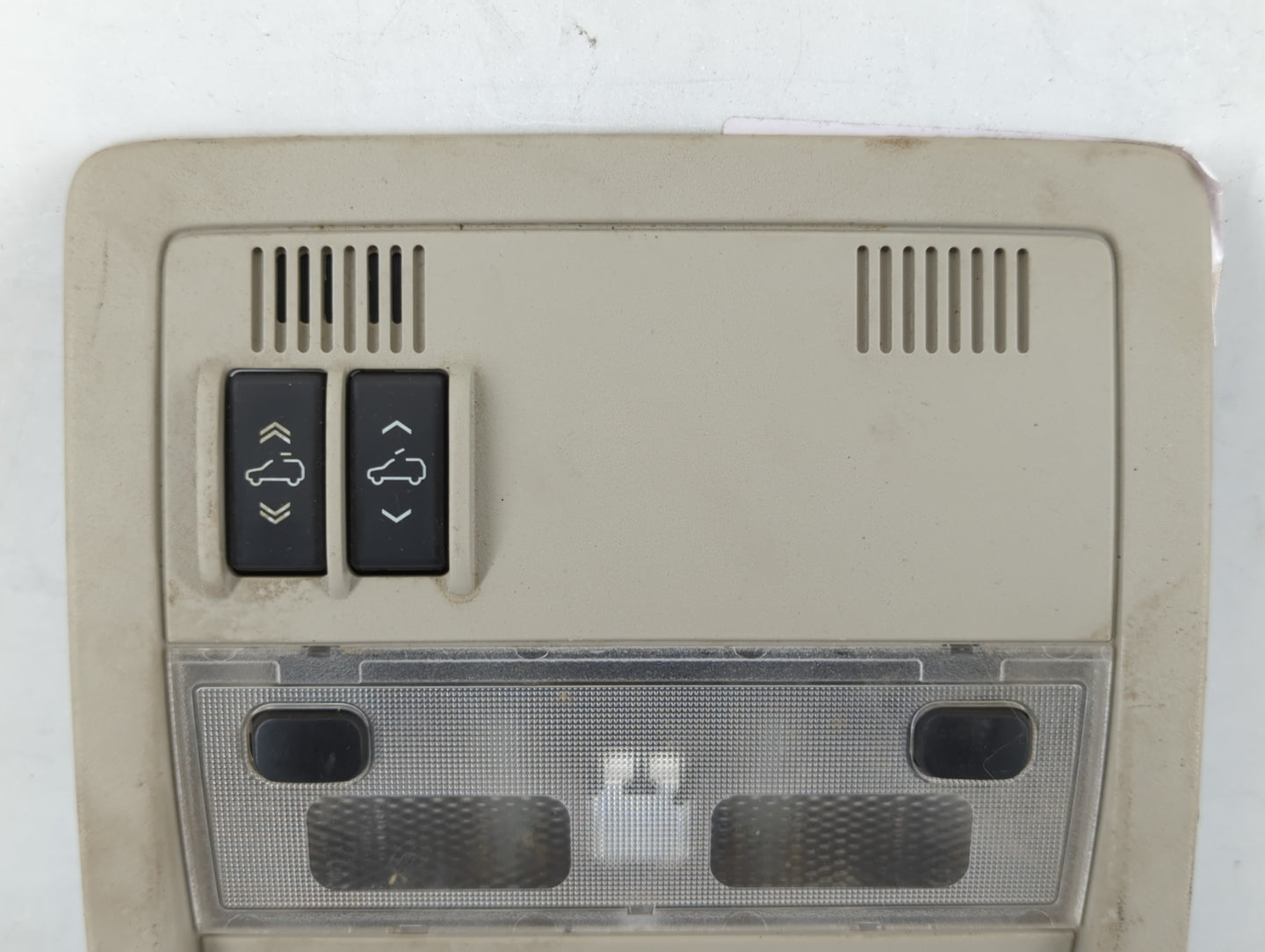 2012-2013 Gmc Sierra 1500 Overhead Roof Console - Oemusedautoparts1.com