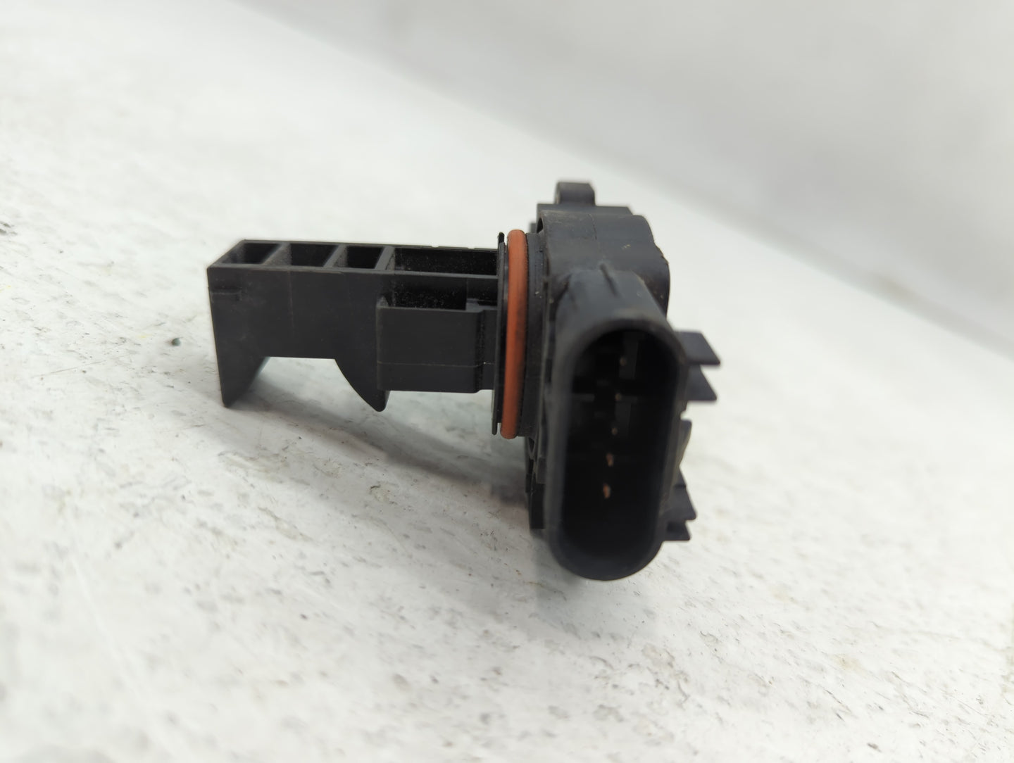 2009-2013 Gmc Sierra 1500 Mass Air Flow Meter Maf - Oemusedautoparts1.com
