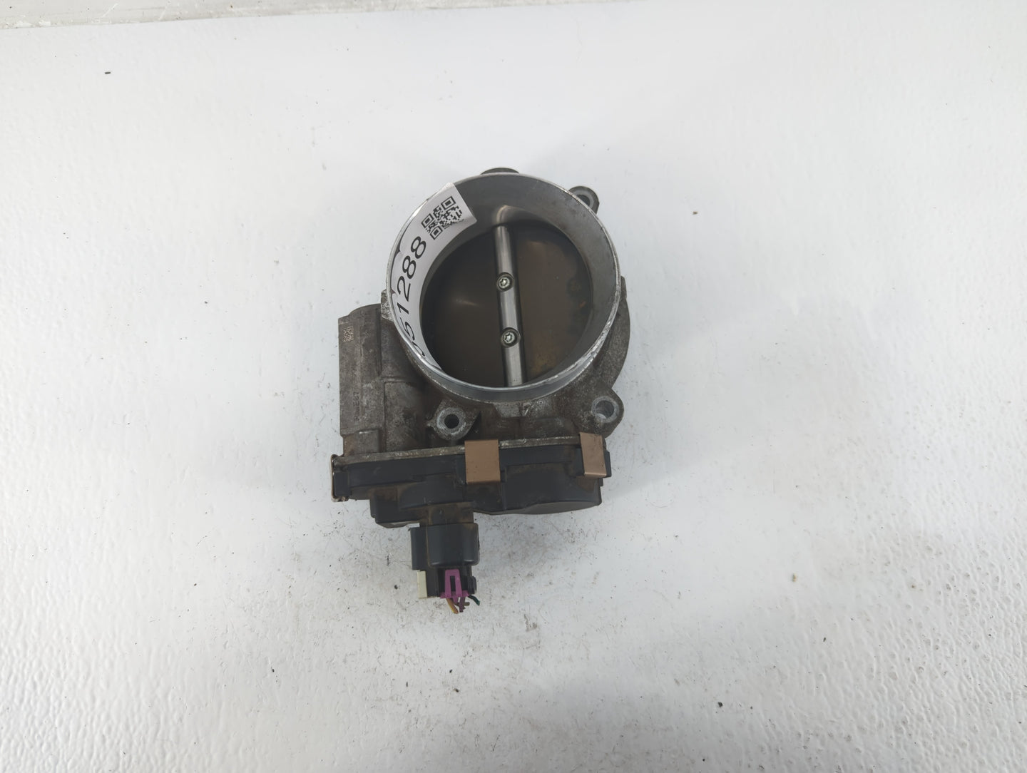 2009-2013 Gmc Sierra 1500 Throttle Body P/N:RME873C9992 Fits Fits 2009 2010 2011 2012 2013 2014 2015 OEM Used Auto Parts - O
