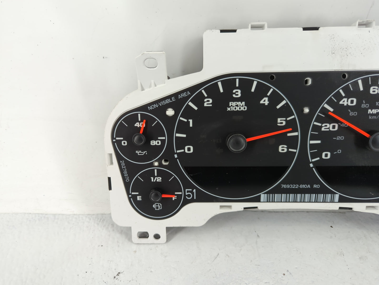 2012-2013 Gmc Sierra 1500 Instrument Cluster Speedometer Gauges Fits Fits 2012 2013 2014 OEM Used Auto Parts - Oemusedautopa