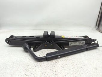 compare product Gmc Terrain Spare Scissor Car Jack 1066742