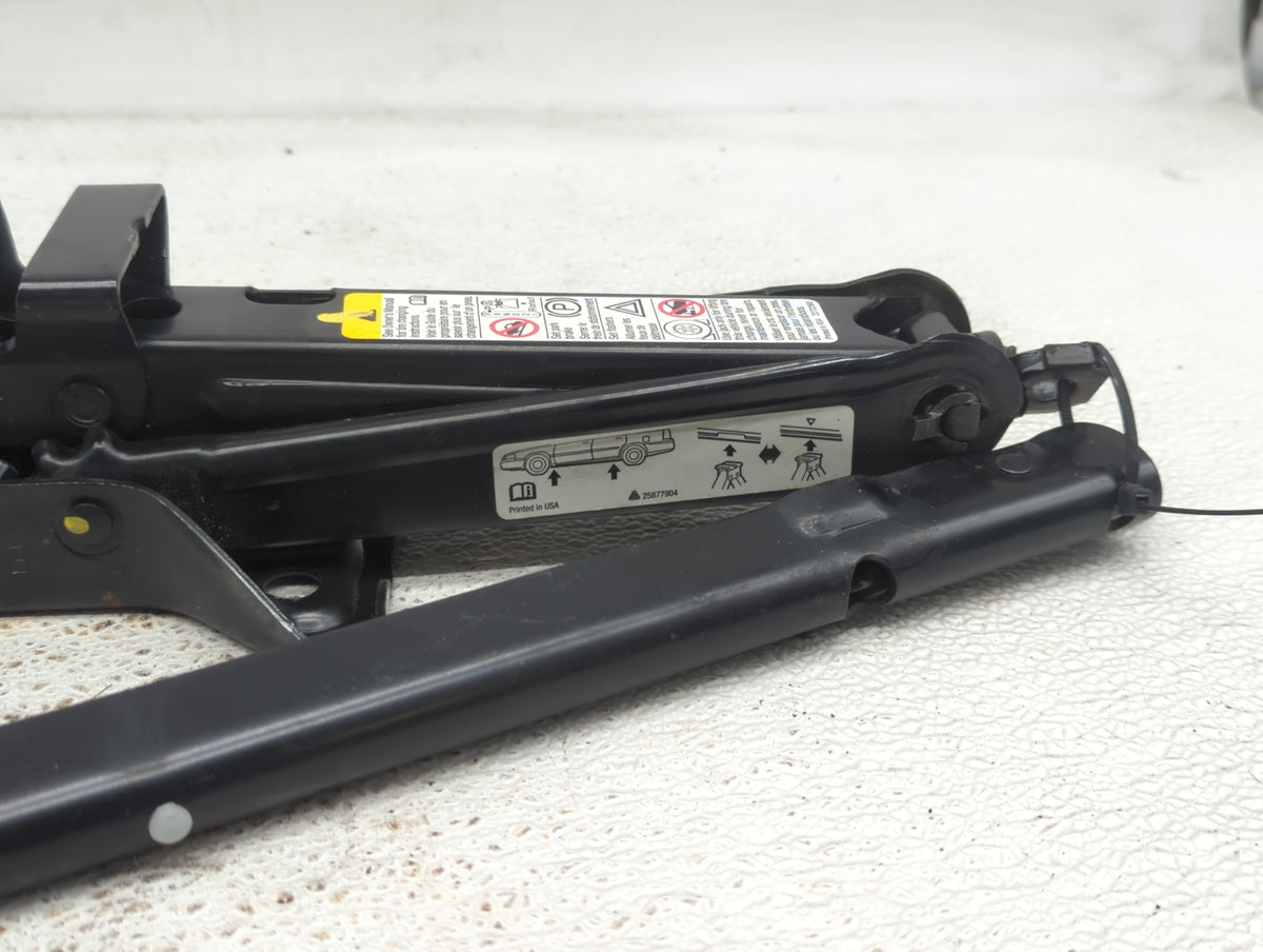 Gmc Terrain Spare Scissor Car Jack 1066742 - Oemusedautoparts1.com