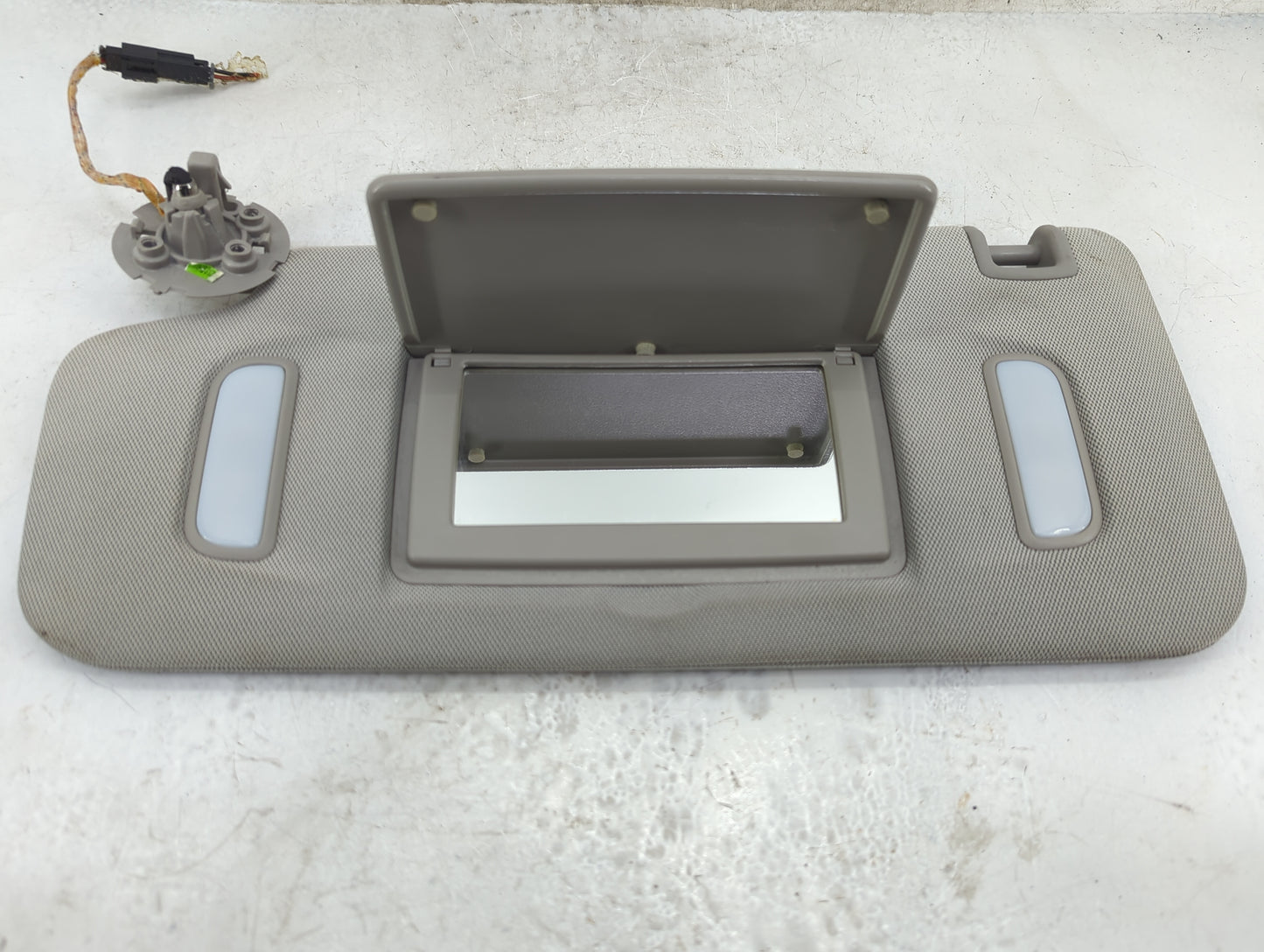 2010-2017 Gmc Terrain Sun Visor Shade Replacement Driver Left Mirror Fits Fits 2010 2011 2012 2013 2014 2015 2016 2017 OEM U