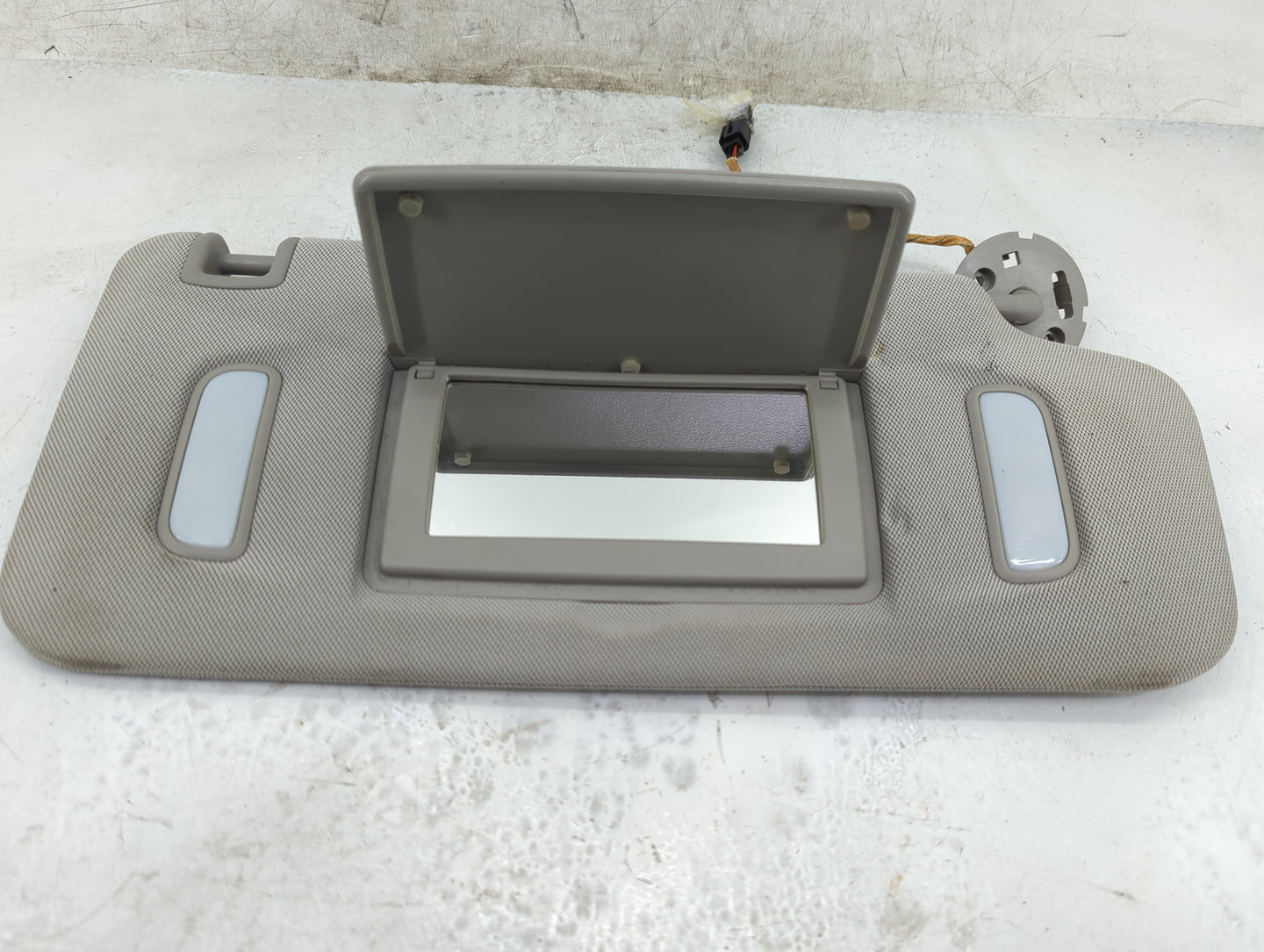 2010-2017 Gmc Terrain Sun Visor Shade Replacement Passenger Right Mirror Fits Fits 2010 2011 2012 2013 2014 2015 2016 2017 O