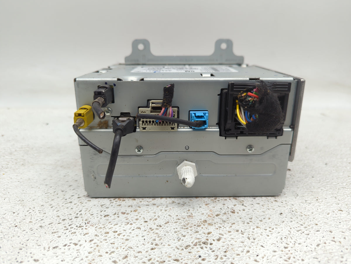 2013 Gmc Terrain Radio AM FM Cd Player Receiver Replacement P/N:23135481 Fits OEM Used Auto Parts - Oemusedautoparts1.com
