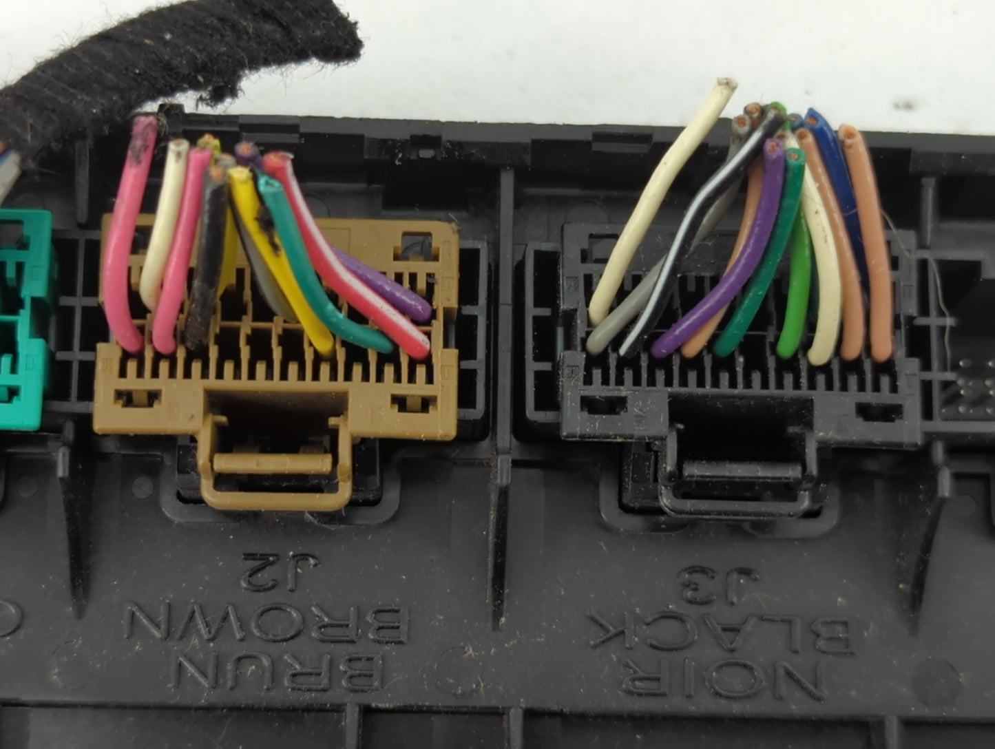 2010-2014 Gmc Terrain Body Control Module Bcm Inner Cabin Fuse Box - Oemusedautoparts1.com