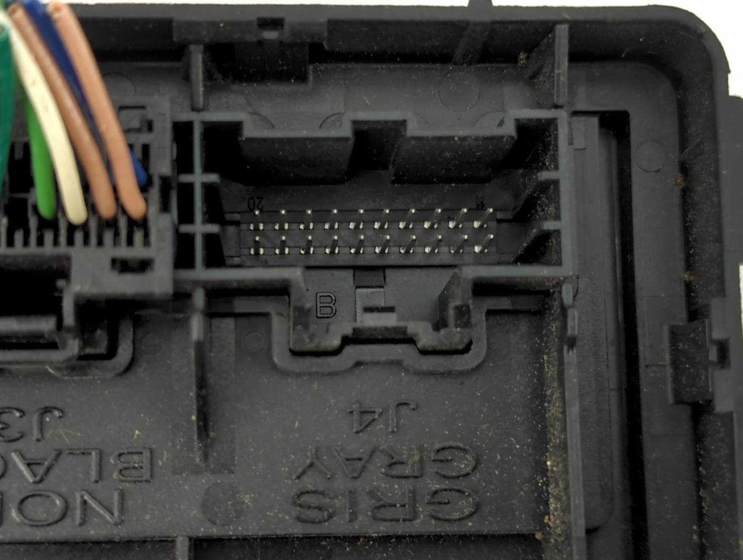 2010-2014 Gmc Terrain Body Control Module Bcm Inner Cabin Fuse Box - Oemusedautoparts1.com