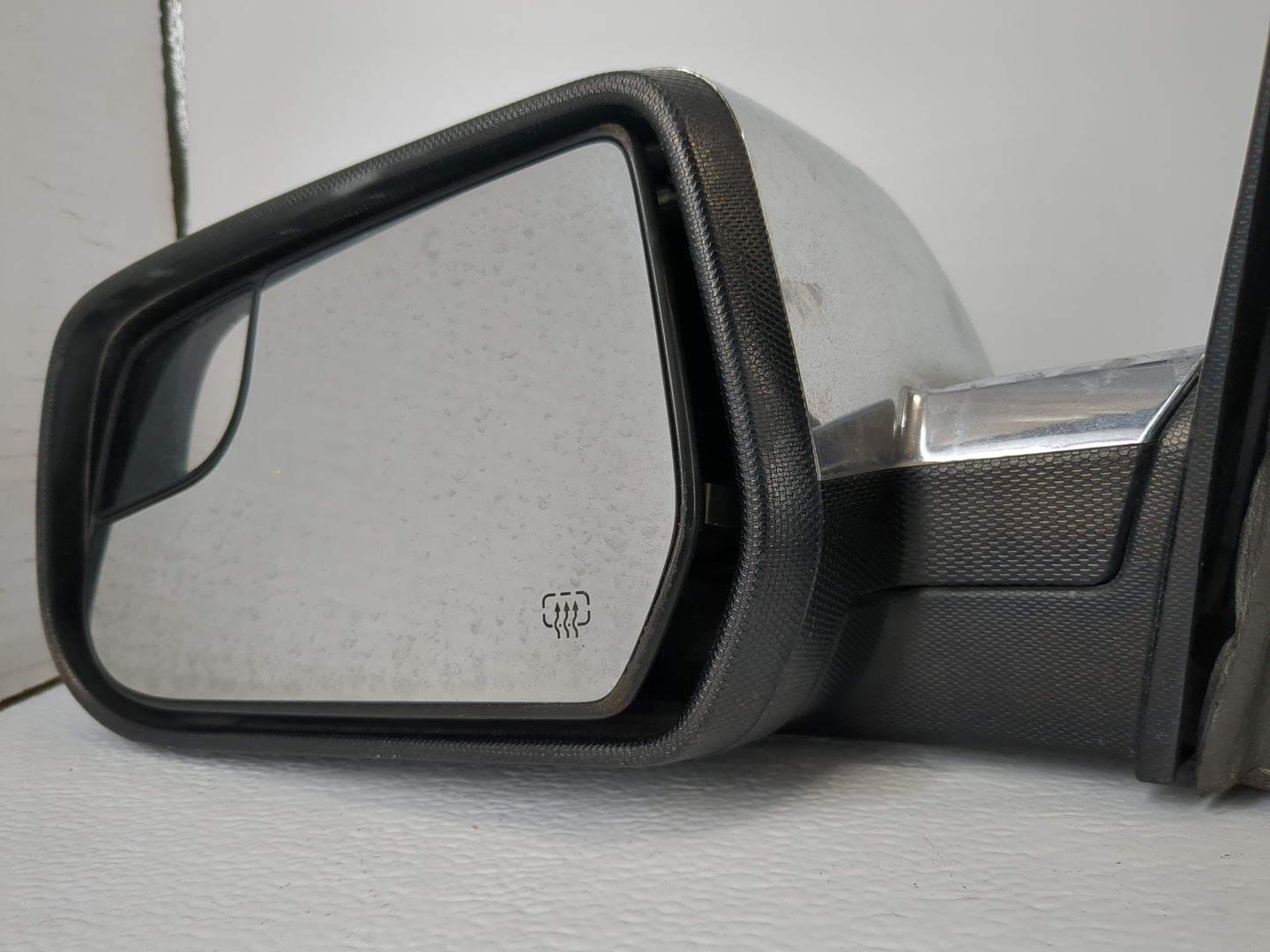 2011-2014 Gmc Terrain Driver Side View Mirror - Left Door Mirror OEM Used - Oemusedautoparts1.com