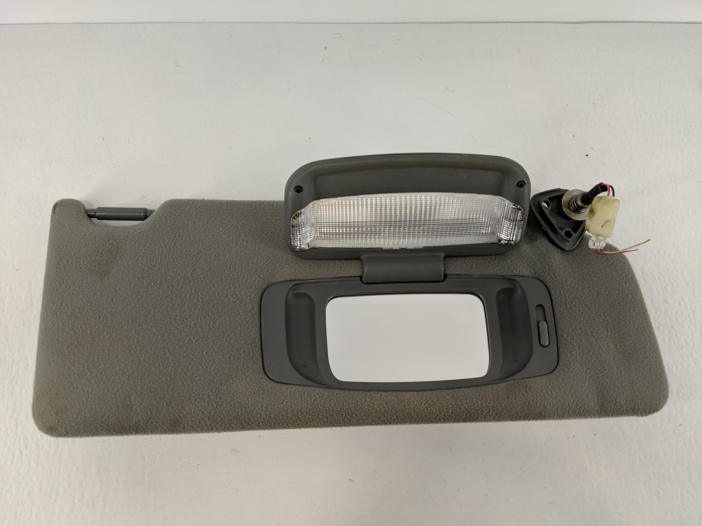 2010-2017 Gmc Terrain Sun Visor Shade Replacement Passenger Right Mirror Fits Fits 2010 2011 2012 2013 2014 2015 2016 2017 O