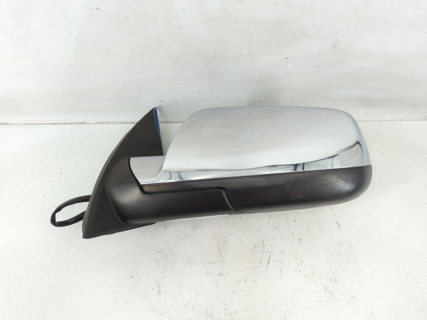 2012-2013 Gmc Terrain Driver Side View Mirror - Left Door Mirror OEM Used - Oemusedautoparts1.com
