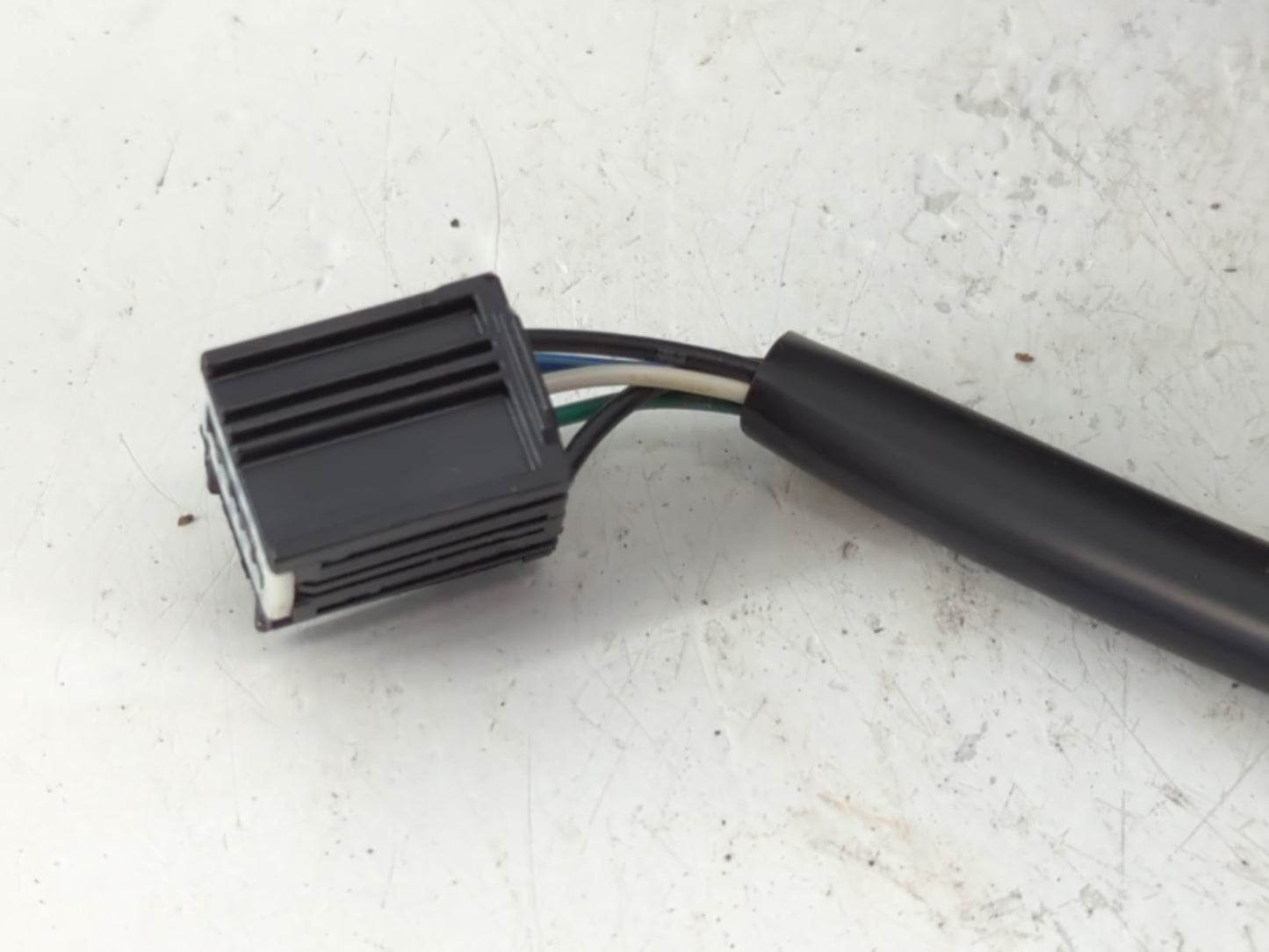 2012-2013 Gmc Terrain Driver Side View Mirror - Left Door Mirror OEM Used - Oemusedautoparts1.com