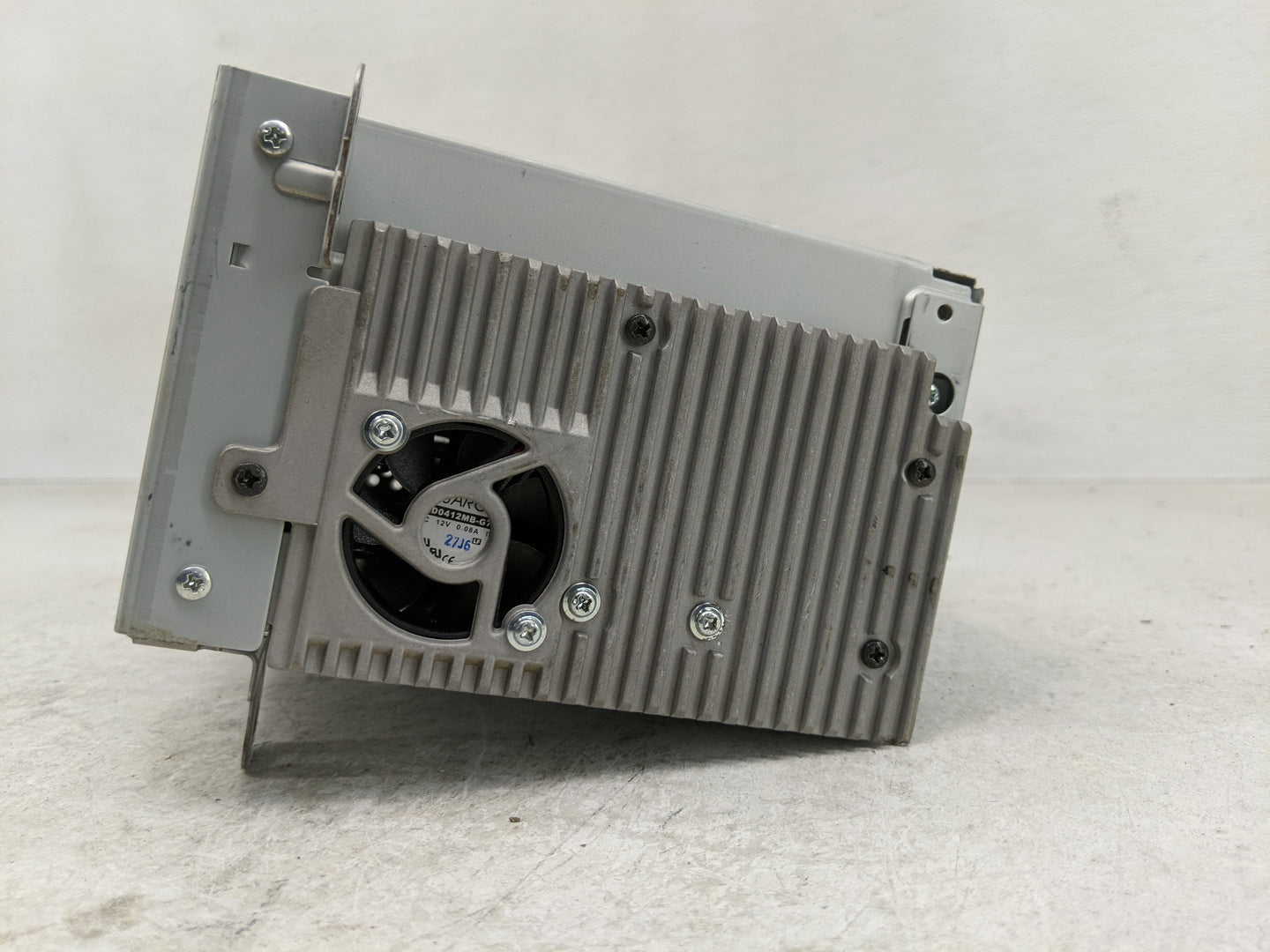 2013 Gmc Terrain Radio AM FM Cd Player Receiver Replacement P/N:22965237 Fits OEM Used Auto Parts - Oemusedautoparts1.com
