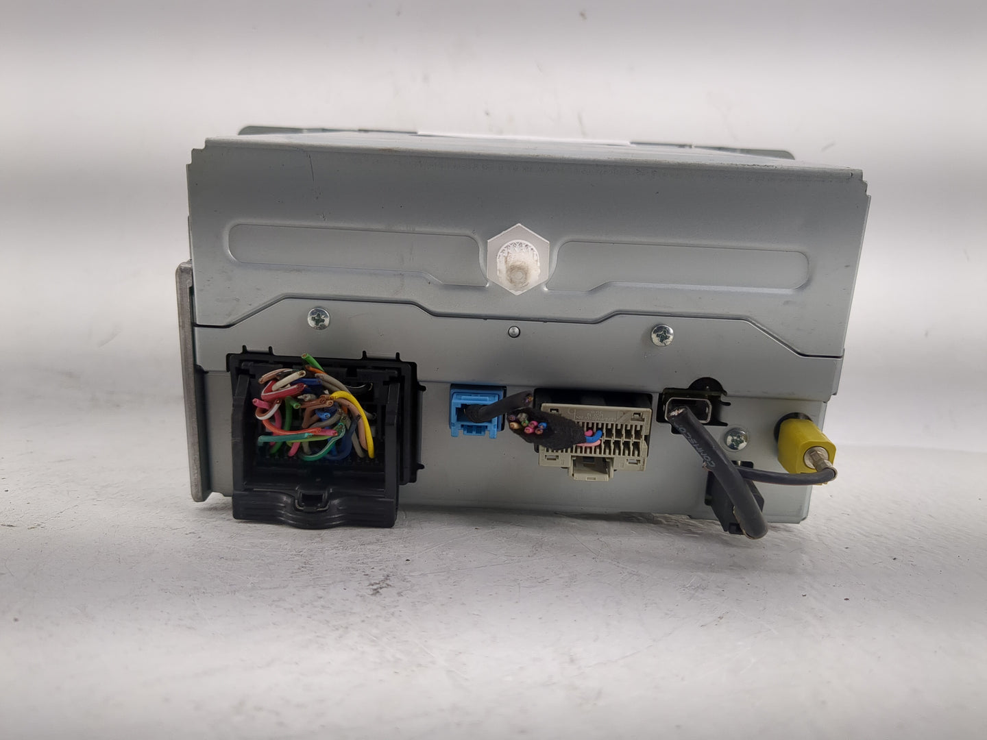 2013 Gmc Terrain Radio AM FM Cd Player Receiver Replacement P/N:22979297 Fits OEM Used Auto Parts - Oemusedautoparts1.com
