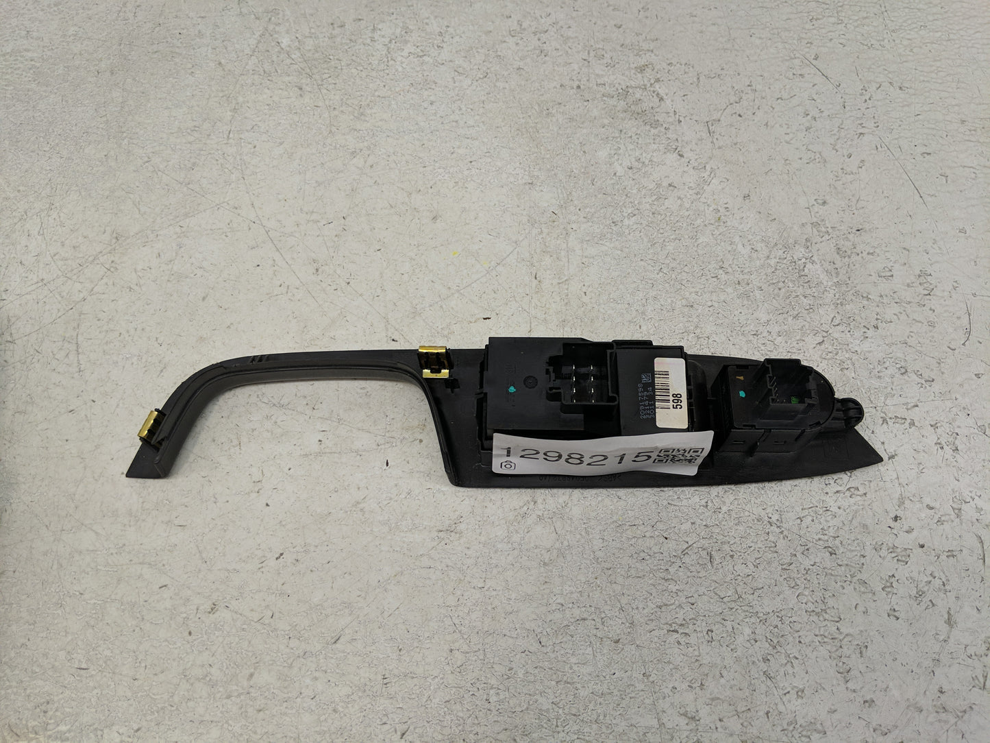 2010-2017 Gmc Terrain Master Power Window Switch Replacement Driver Side Left P/N:20917598 Fits OEM Used Auto Parts - Oemuse