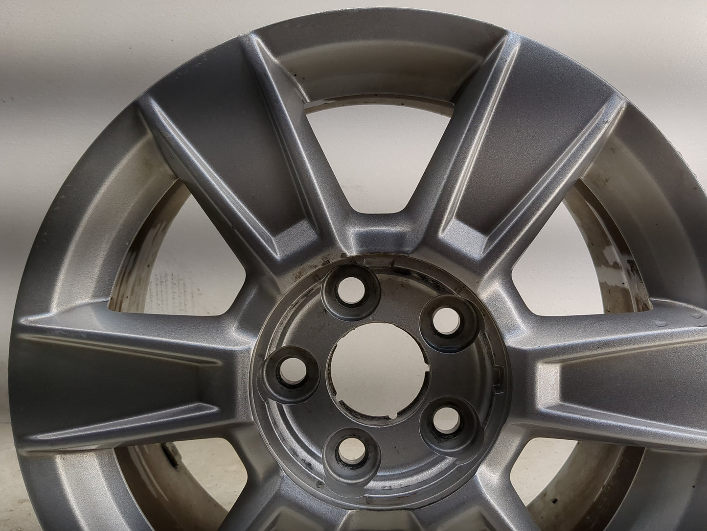2010-2013 Gmc Terrain Oem Wheel Rim 1351825 - Oemusedautoparts1.com