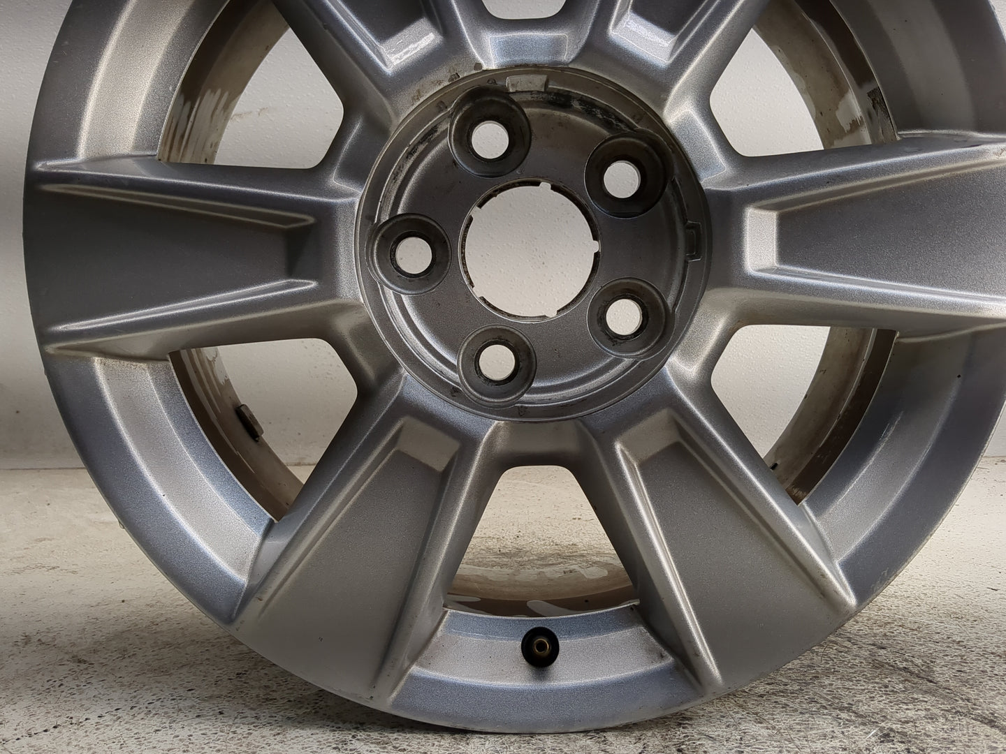 2010-2013 Gmc Terrain Oem Wheel Rim 1351825 - Oemusedautoparts1.com