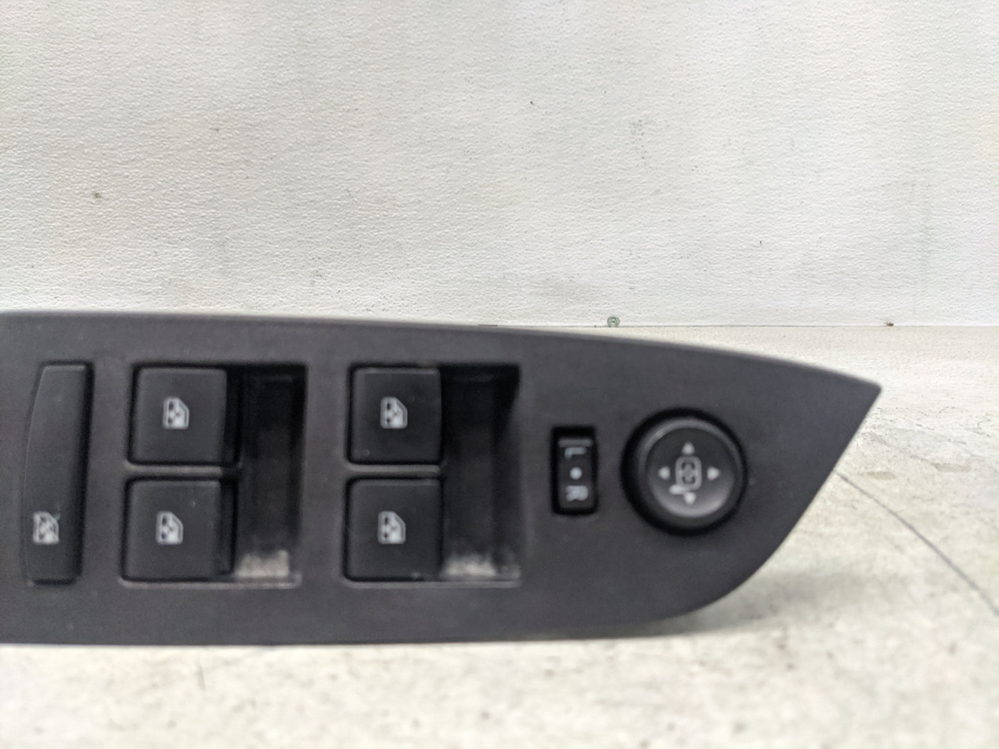 2010-2017 Gmc Terrain Master Power Window Switch Replacement Driver Side Left P/N:20917599 Fits OEM Used Auto Parts - Oemuse