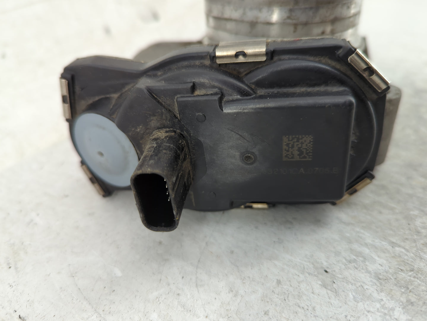 2013-2015 Gmc Terrain Throttle Body P/N:12632101CA Fits Fits 2012 2013 2014 2015 OEM Used Auto Parts - Oemusedautoparts1.com