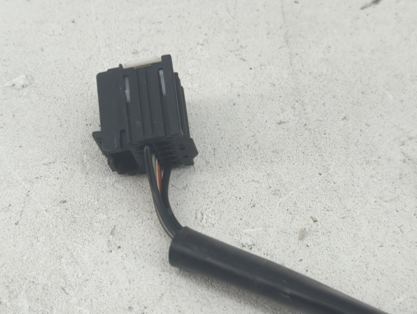 2011-2014 Gmc Terrain Passenger Side View Mirror - Right Door Mirror OEM Used - Oemusedautoparts1.com