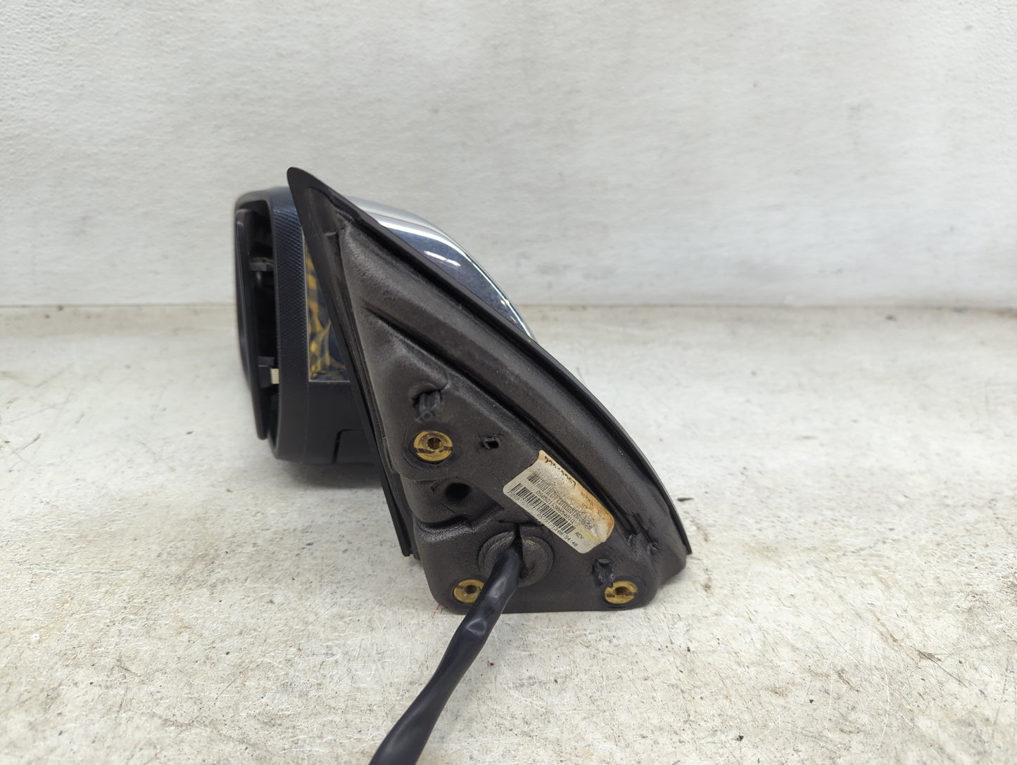 2011-2014 Gmc Terrain Driver Side View Mirror - Left Door Mirror OEM Used - Oemusedautoparts1.com