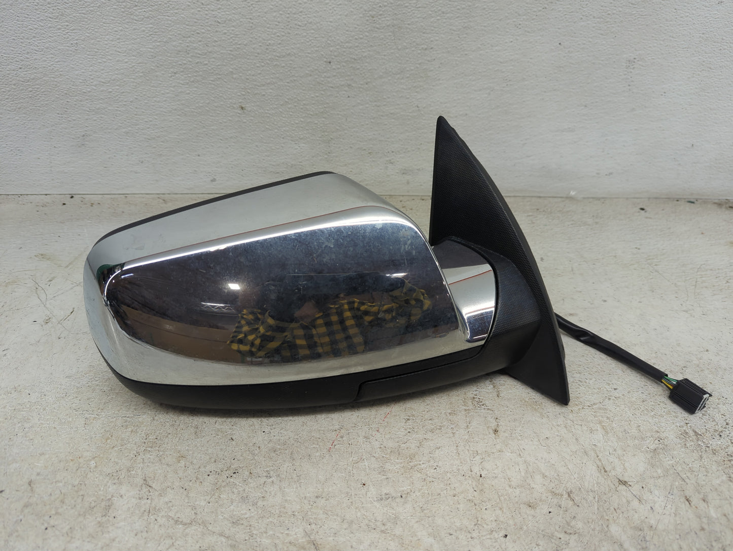 2011-2014 Gmc Terrain Passenger Side View Mirror - Right Door Mirror OEM Used - Oemusedautoparts1.com