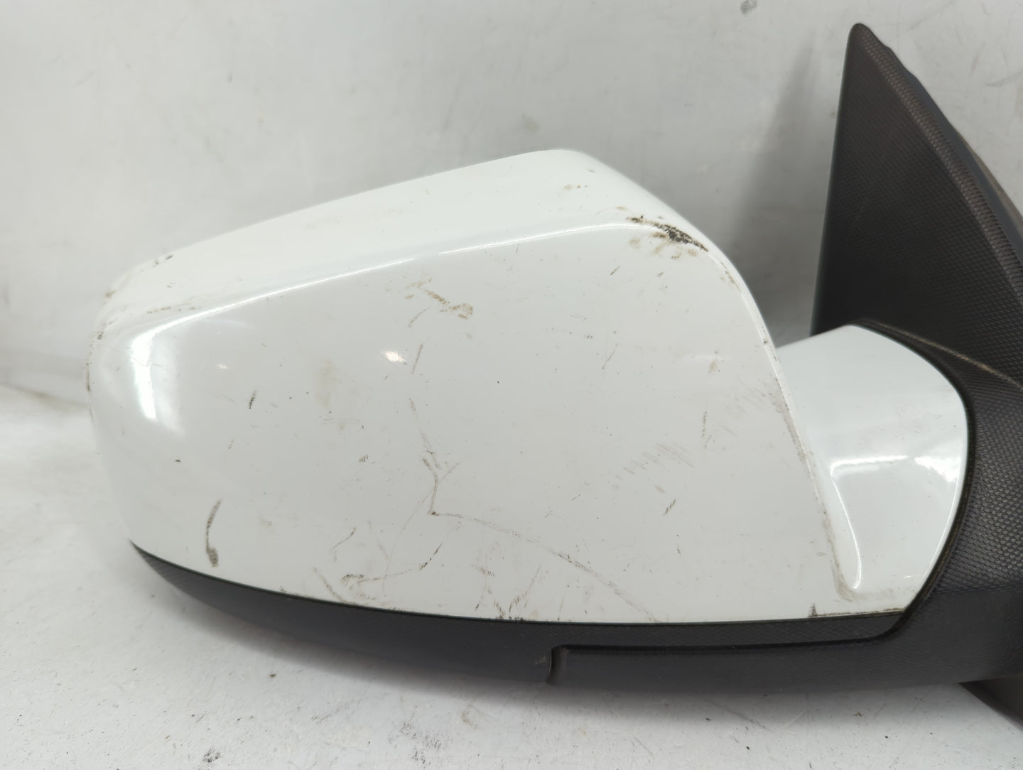 2011-2014 Gmc Terrain Passenger Side View Mirror - Right Door Mirror OEM Used - Oemusedautoparts1.com