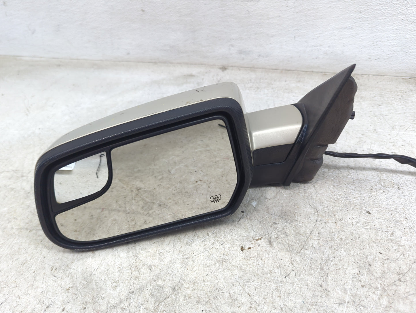 2011-2014 Gmc Terrain Driver Side View Mirror - Left Door Mirror OEM Used - Oemusedautoparts1.com
