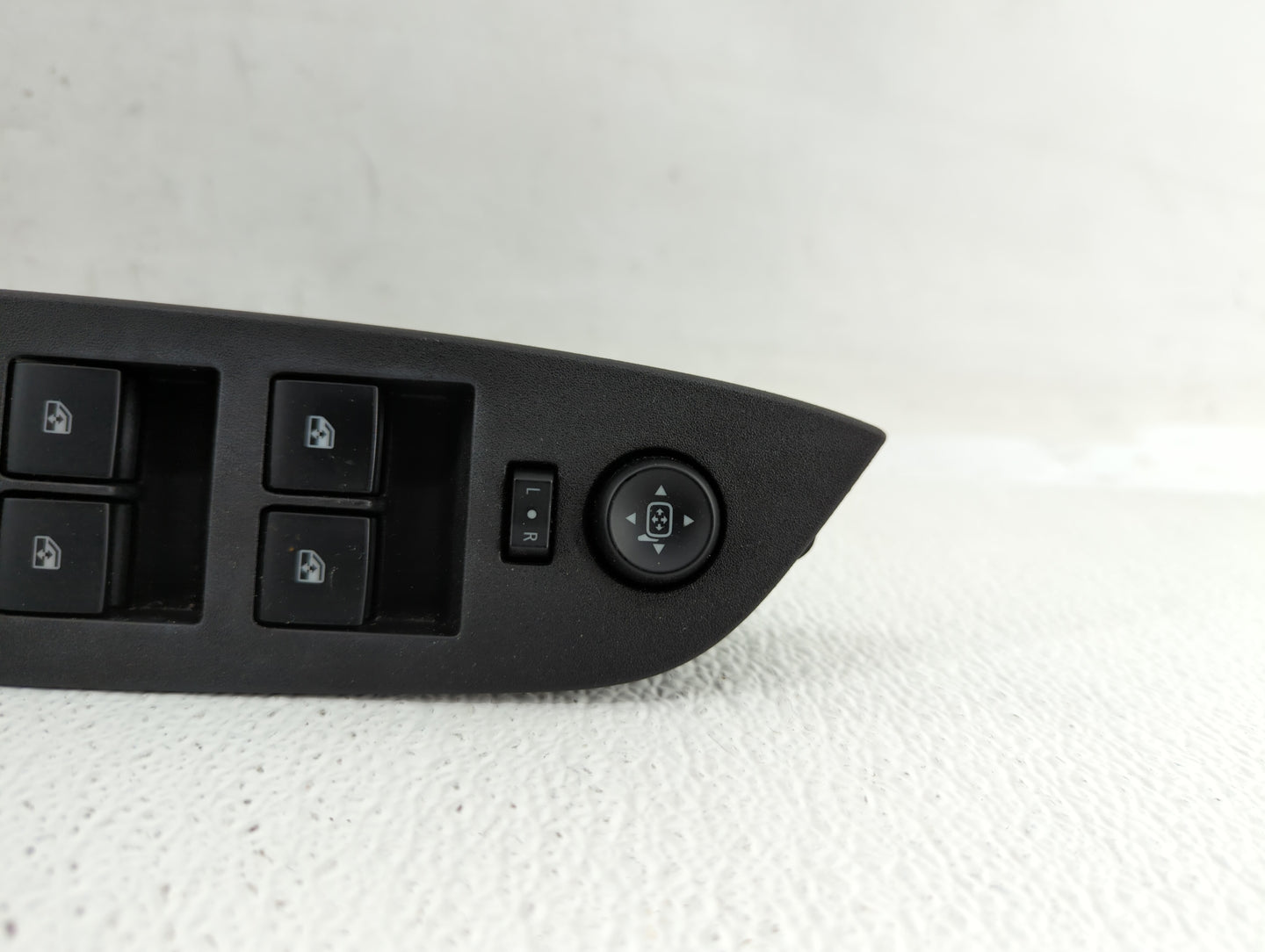 2013 Gmc Terrain Master Power Window Switch Replacement Driver Side Left P/N:20917598 Fits OEM Used Auto Parts - Oemusedauto