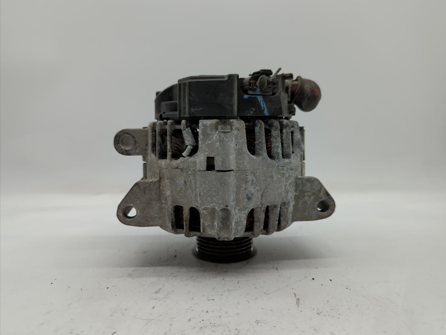 2010-2017 Gmc Terrain Alternator Replacement Generator Charging Assembly Engine OEM P/N:13588328 13512759 Fits OEM Used Auto