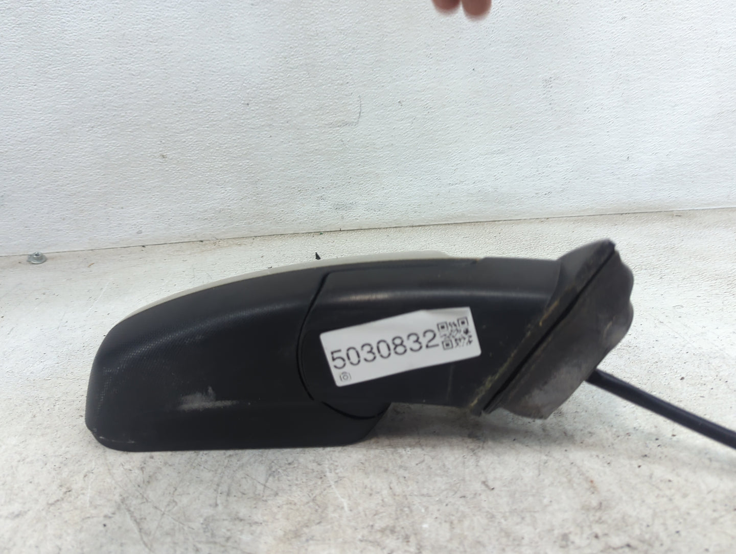 2011-2014 Gmc Terrain Passenger Side View Mirror - Right Door Mirror OEM Used - Oemusedautoparts1.com