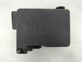 compare product 2013 Gmc Terrain Fusebox Fuse Box Panel Relay Module P/N:22929763_01 Fits OEM Used Auto Parts