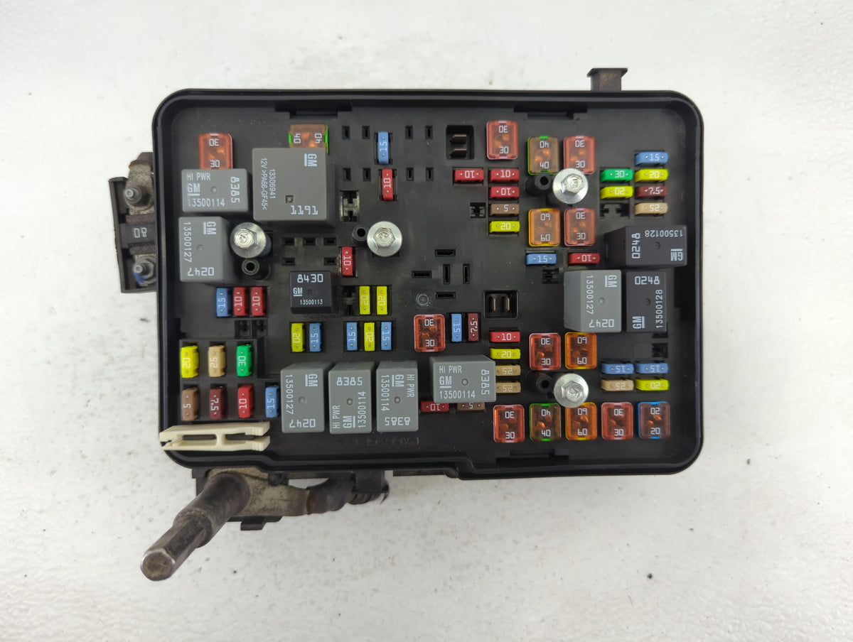 2013 Gmc Terrain Fusebox Fuse Box Panel Relay Module P/N:22929763_01 Fits OEM Used Auto Parts - Oemusedautoparts1.com