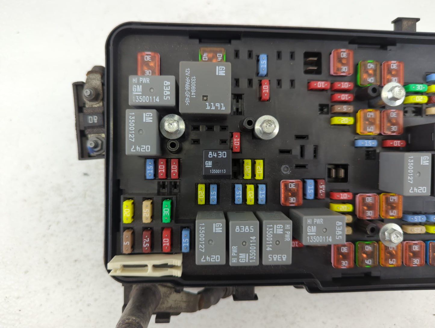 2013 Gmc Terrain Fusebox Fuse Box Panel Relay Module P/N:22929763_01 Fits OEM Used Auto Parts - Oemusedautoparts1.com