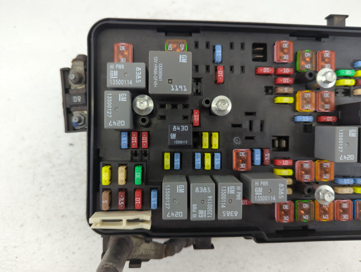 2013 Gmc Terrain Fusebox Fuse Box Panel Relay Module P/N:22929763_01 Fits OEM Used Auto Parts - Oemusedautoparts1.com