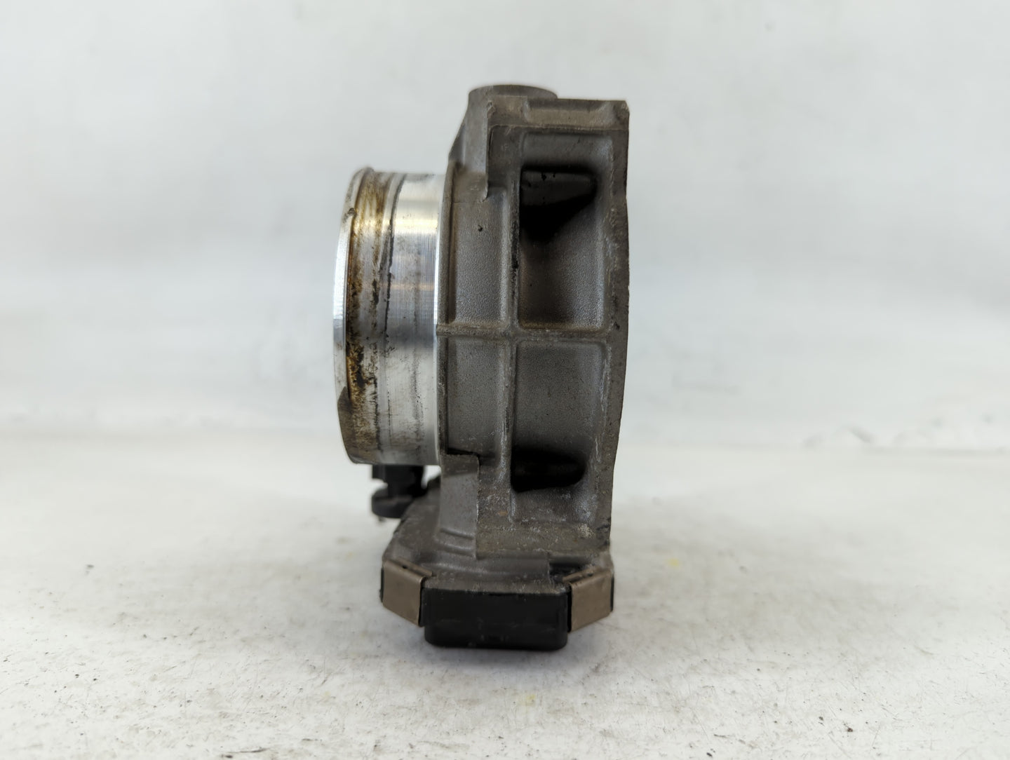 2013-2017 Gmc Terrain Throttle Body P/N:12632172BA Fits Fits 2012 2013 2014 2015 2016 2017 2018 2019 2020 2021 2022 OEM Used