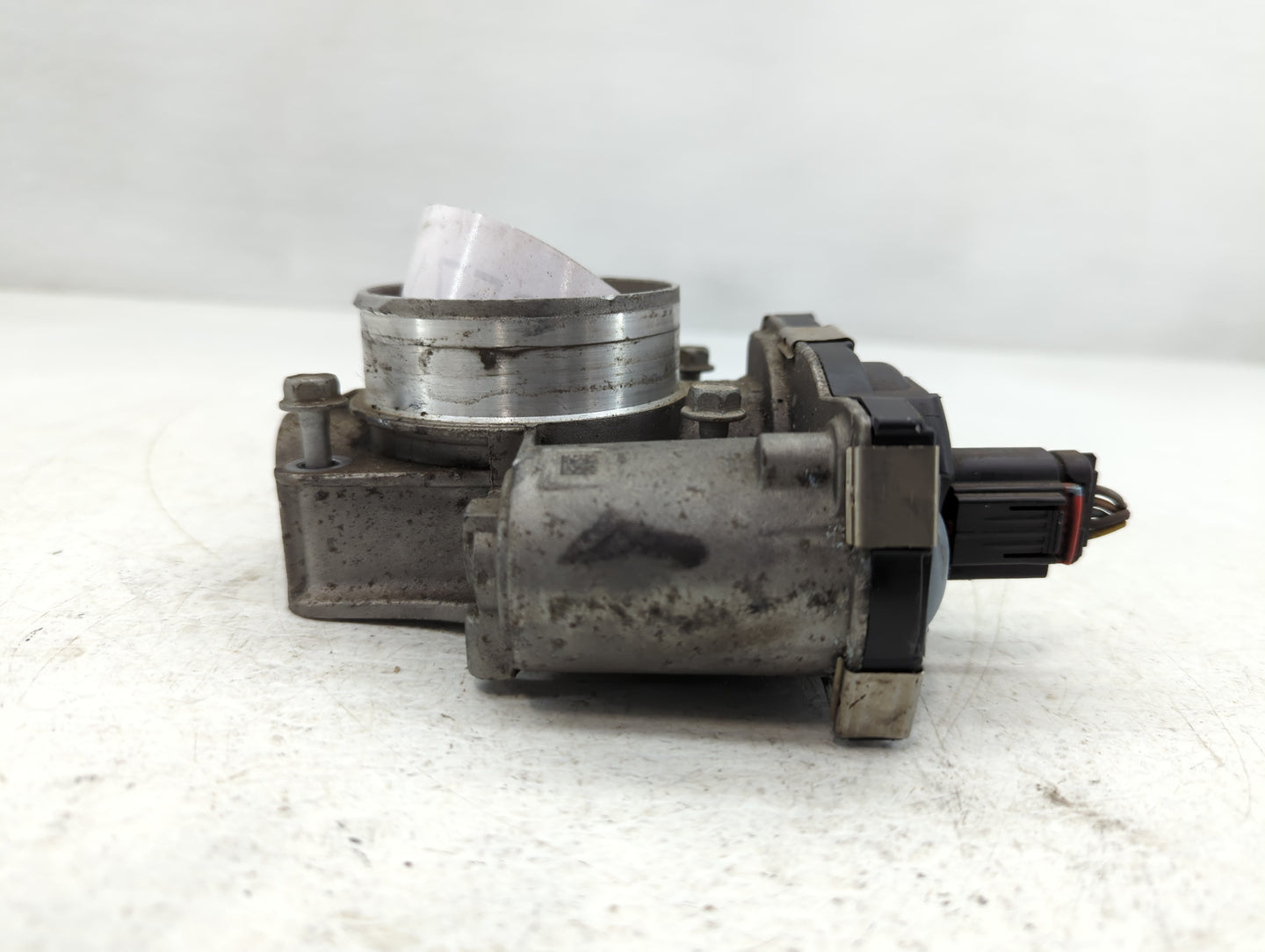 2013-2015 Gmc Terrain Throttle Body P/N:12632101CA Fits Fits 2012 2013 2014 2015 OEM Used Auto Parts - Oemusedautoparts1.com