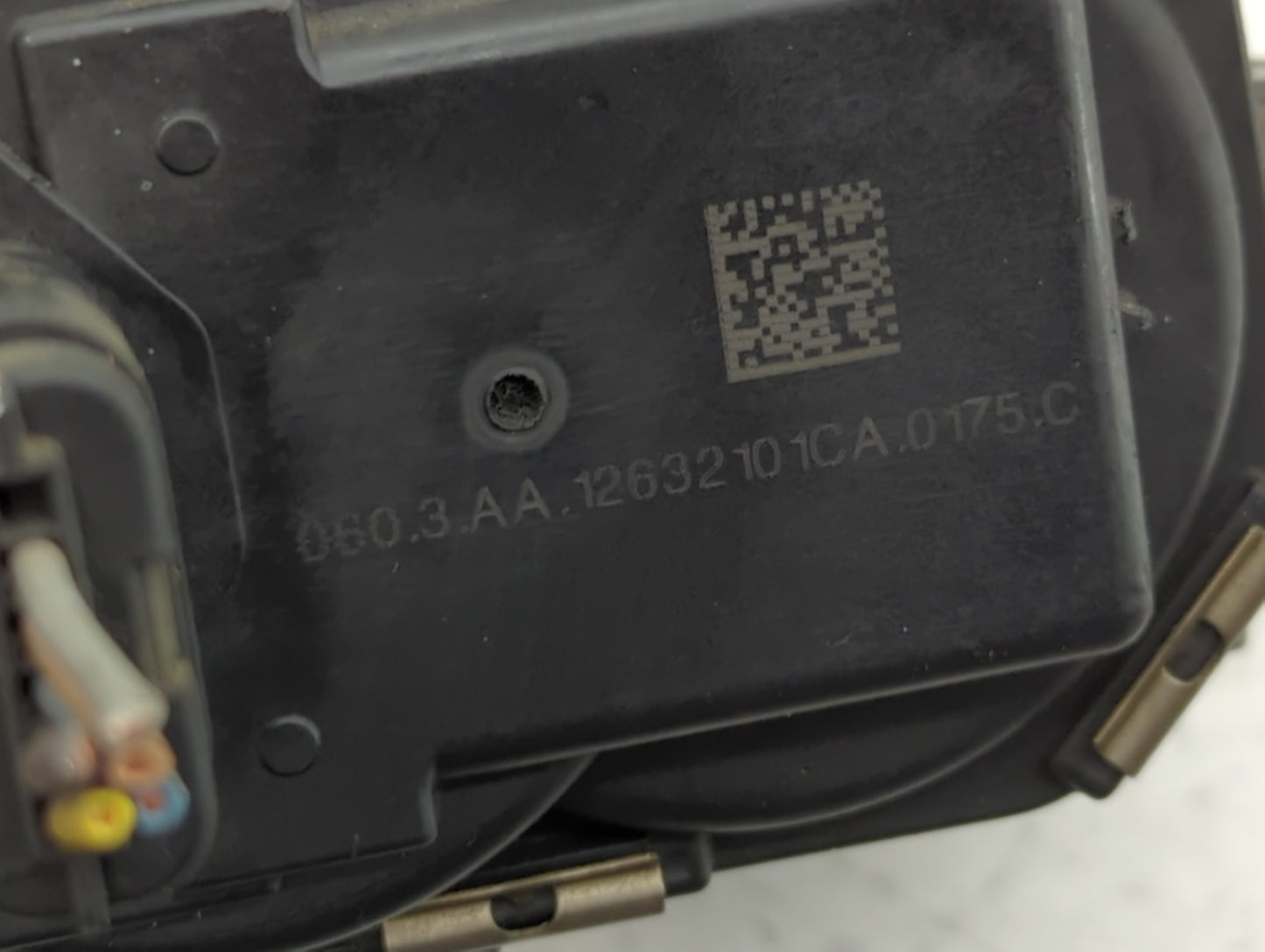 2013-2015 Gmc Terrain Throttle Body P/N:12632101CA Fits Fits 2012 2013 2014 2015 OEM Used Auto Parts - Oemusedautoparts1.com