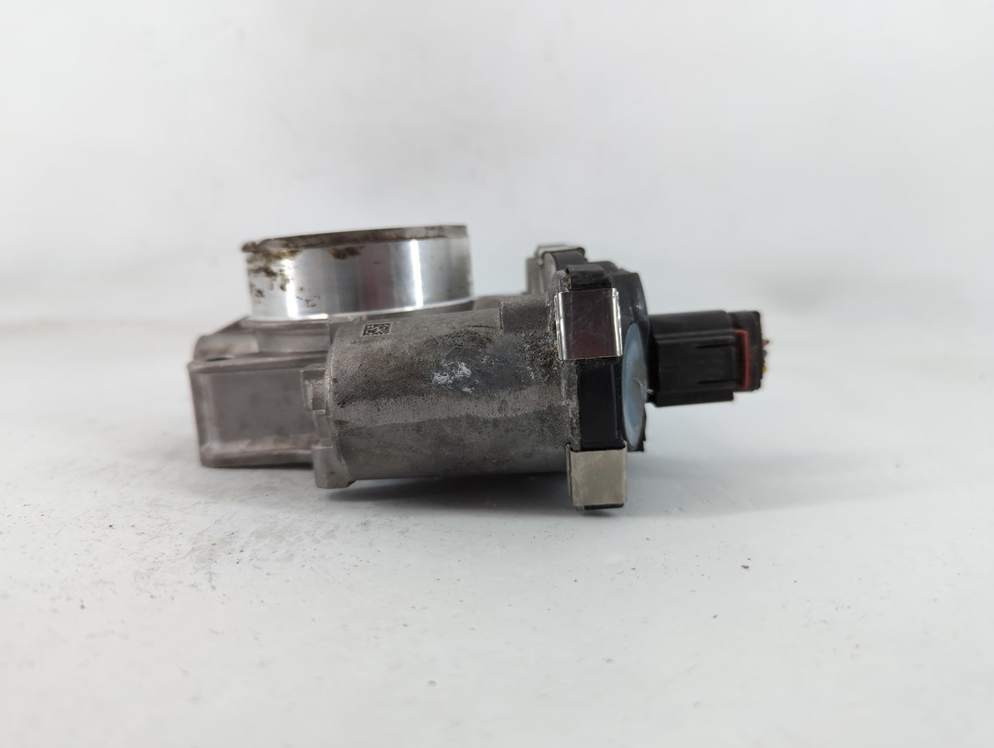2013-2015 Gmc Terrain Throttle Body P/N:12670834AA Fits Fits 2012 2013 2014 2015 OEM Used Auto Parts - Oemusedautoparts1.com