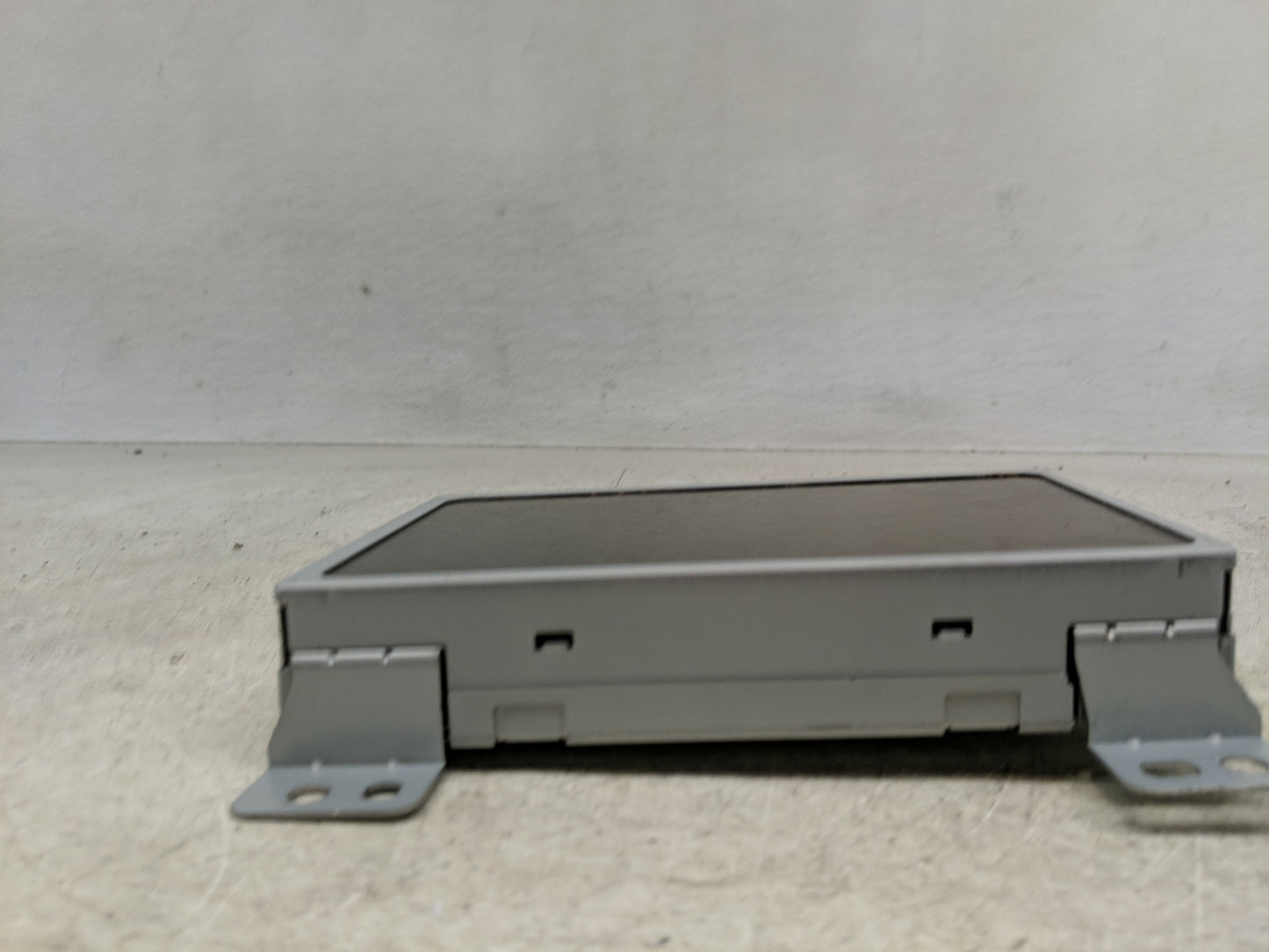 2010-2017 Gmc Terrain Radio AM FM Cd Player Receiver Replacement Fits Fits 2010 2011 2012 2013 2014 2015 2016 2017 OEM Used 