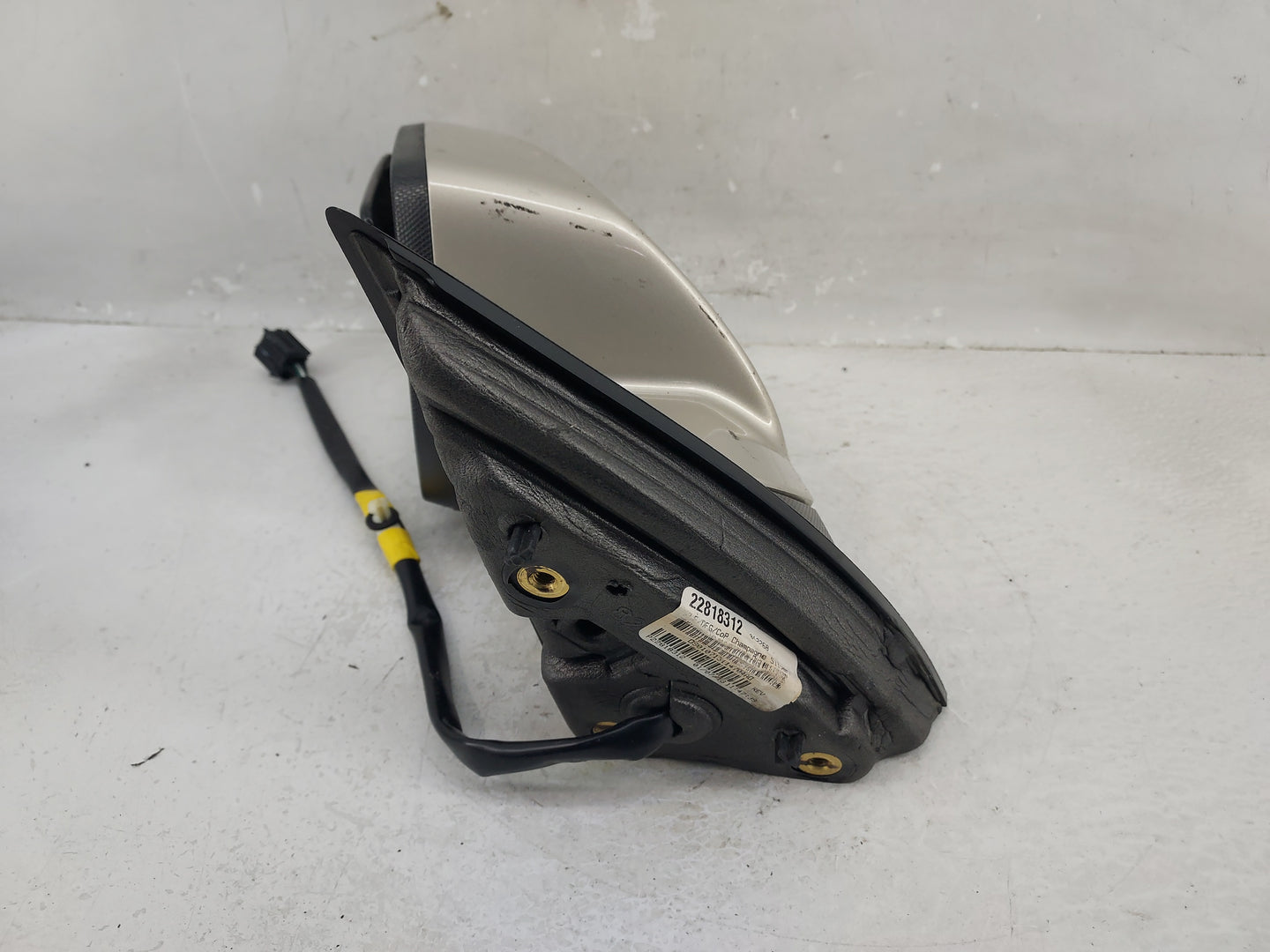 2011-2014 Gmc Terrain Driver Side View Mirror - Left Door Mirror OEM Used - Oemusedautoparts1.com