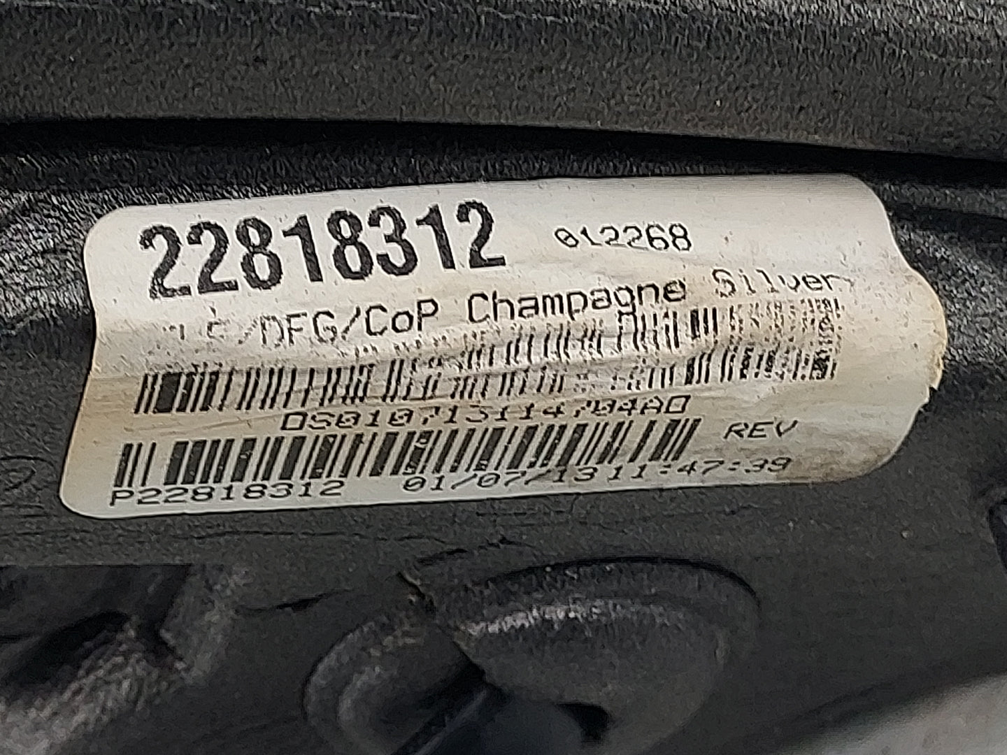 2011-2014 Gmc Terrain Driver Side View Mirror - Left Door Mirror OEM Used - Oemusedautoparts1.com